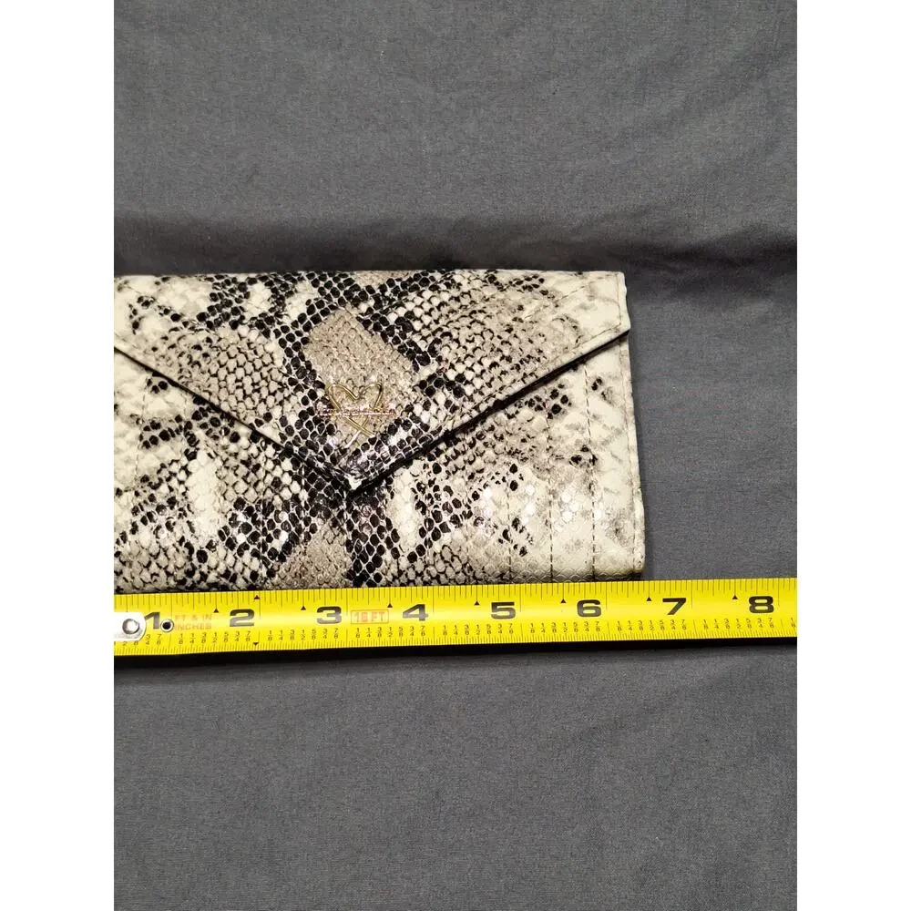 Victoria's Secret Snakeskin Print Envelope Tech Clutch/Wallet - Picture 6 of 6